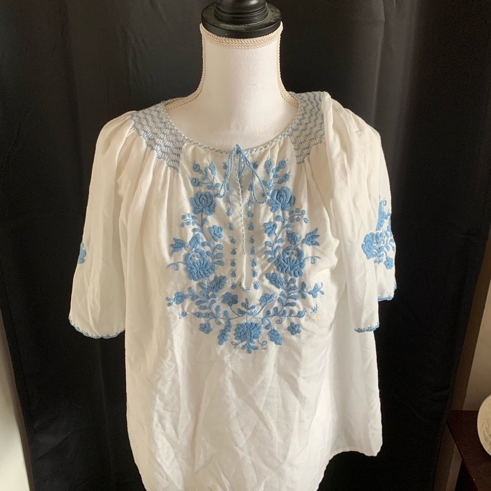 T-shirt with pattern